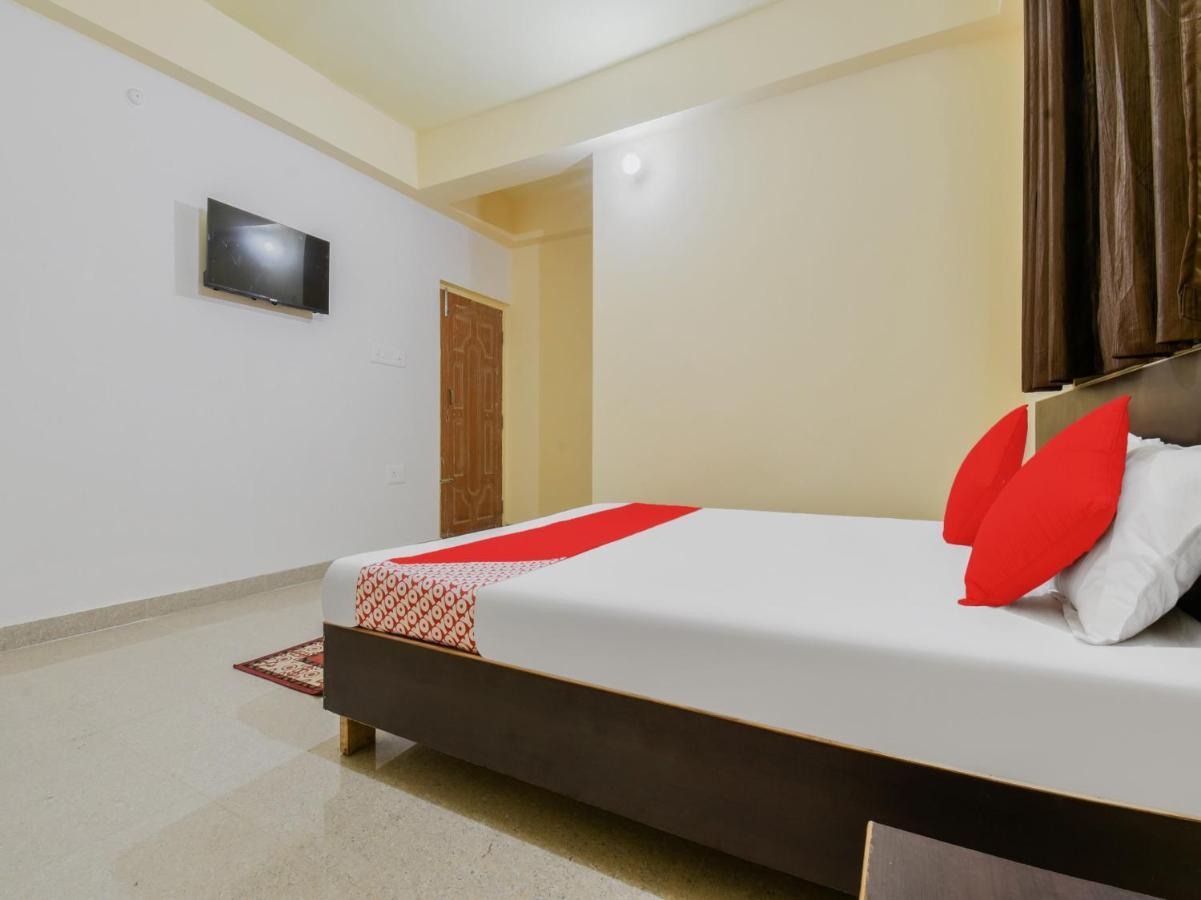 Oyo 84806 Swarna Palace 巴特那 外观 照片