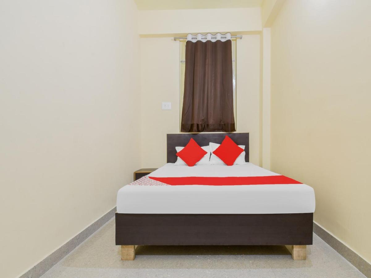 Oyo 84806 Swarna Palace 巴特那 外观 照片
