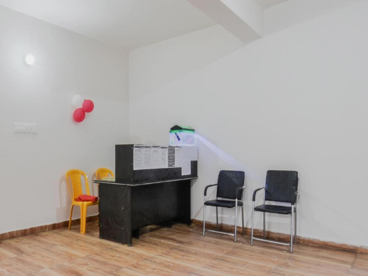 Oyo 84806 Swarna Palace 巴特那 外观 照片