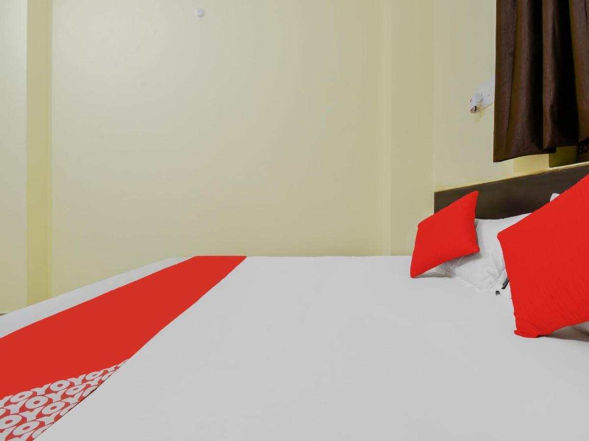 Oyo 84806 Swarna Palace 巴特那 外观 照片